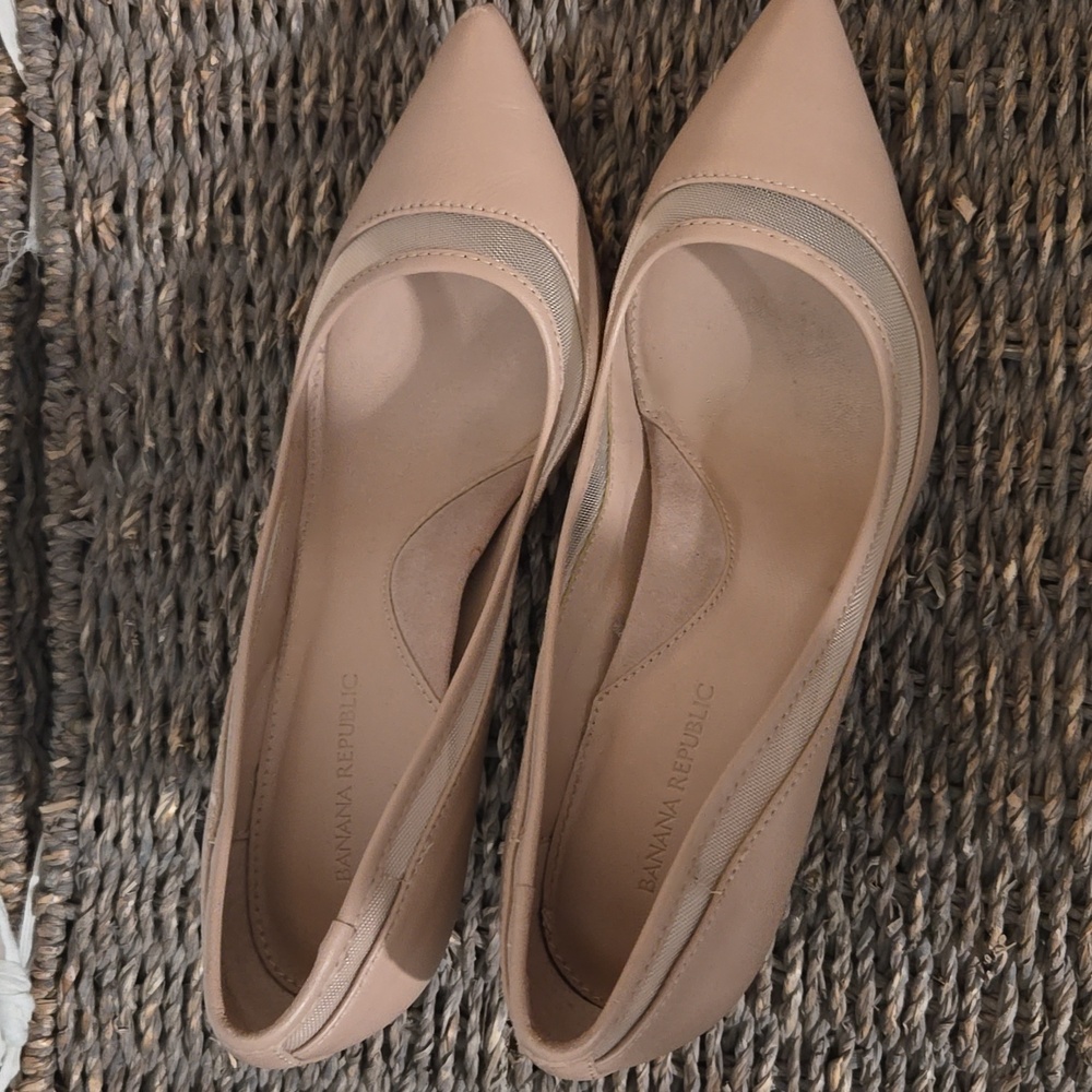 Heels - Picture 2 of 4